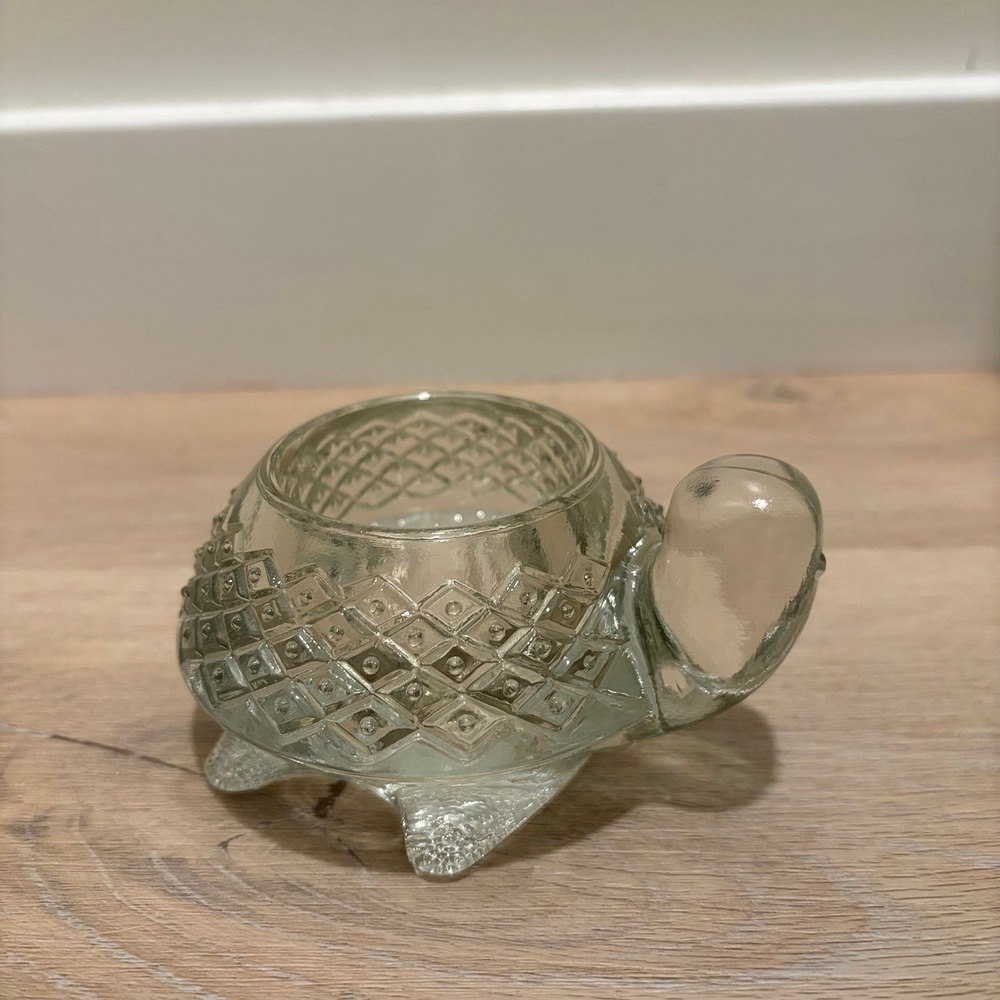 Vintage Avon Pressed Glass Turtle Tortoise Candle Holder Tealight Clear 1970s